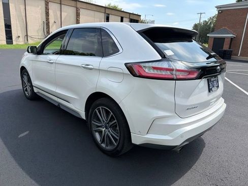 Used 2019 Ford Edge Titanium w/ Equipment Group 301A FWD image 8