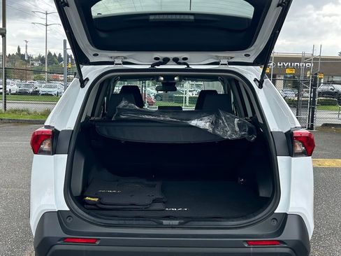 Certified 2024 Toyota RAV4 XLE FWD image 26