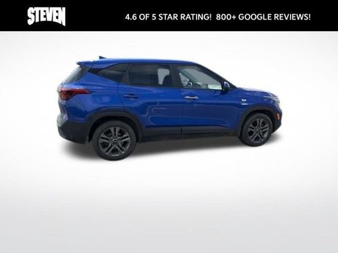 Used 2023 Kia Seltos LX AWD/4WD image 6