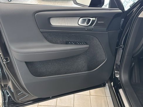 New 2026 Volvo XC40 B5 Ultra w/ Climate Package image 21