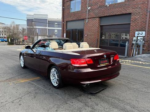 Used 2008 BMW 328i Convertible image 12
