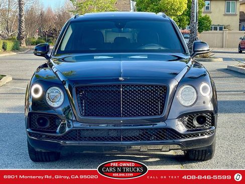 Used 2017 Bentley Bentayga AWD/4WD image 42