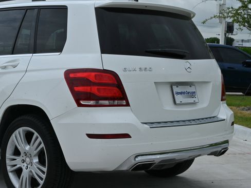 Used 2015 Mercedes-Benz GLK 350 2WD image 37