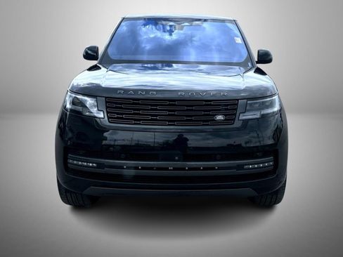 Used 2023 Land Rover Range Rover SE AWD/4WD image 2