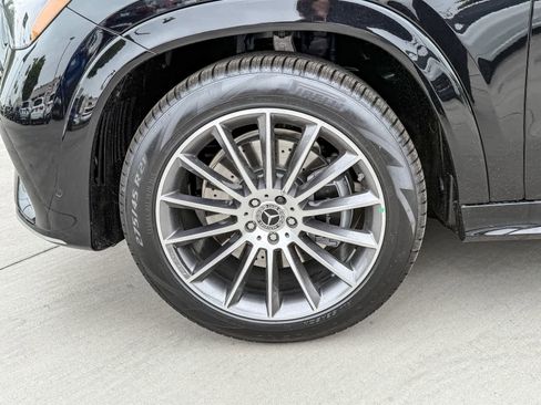 New 2025 Mercedes-Benz GLE 580 4MATIC image 9