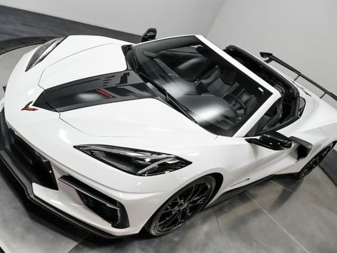Used 2023 Chevrolet Corvette Stingray Convertible w/1LT w/ Z51 Performance Package image 36