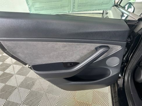Used 2022 Tesla Model 3 Standard Range RWD image 21