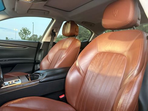 Used 2015 Maserati Ghibli RWD image 15