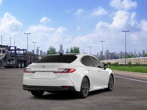 New 2026 Toyota Camry XLE AWD/4WD image 11