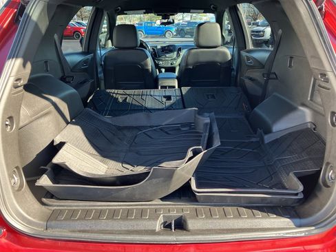 Used 2022 Chevrolet Equinox RS w/ LPO, Floor Liner Package image 32