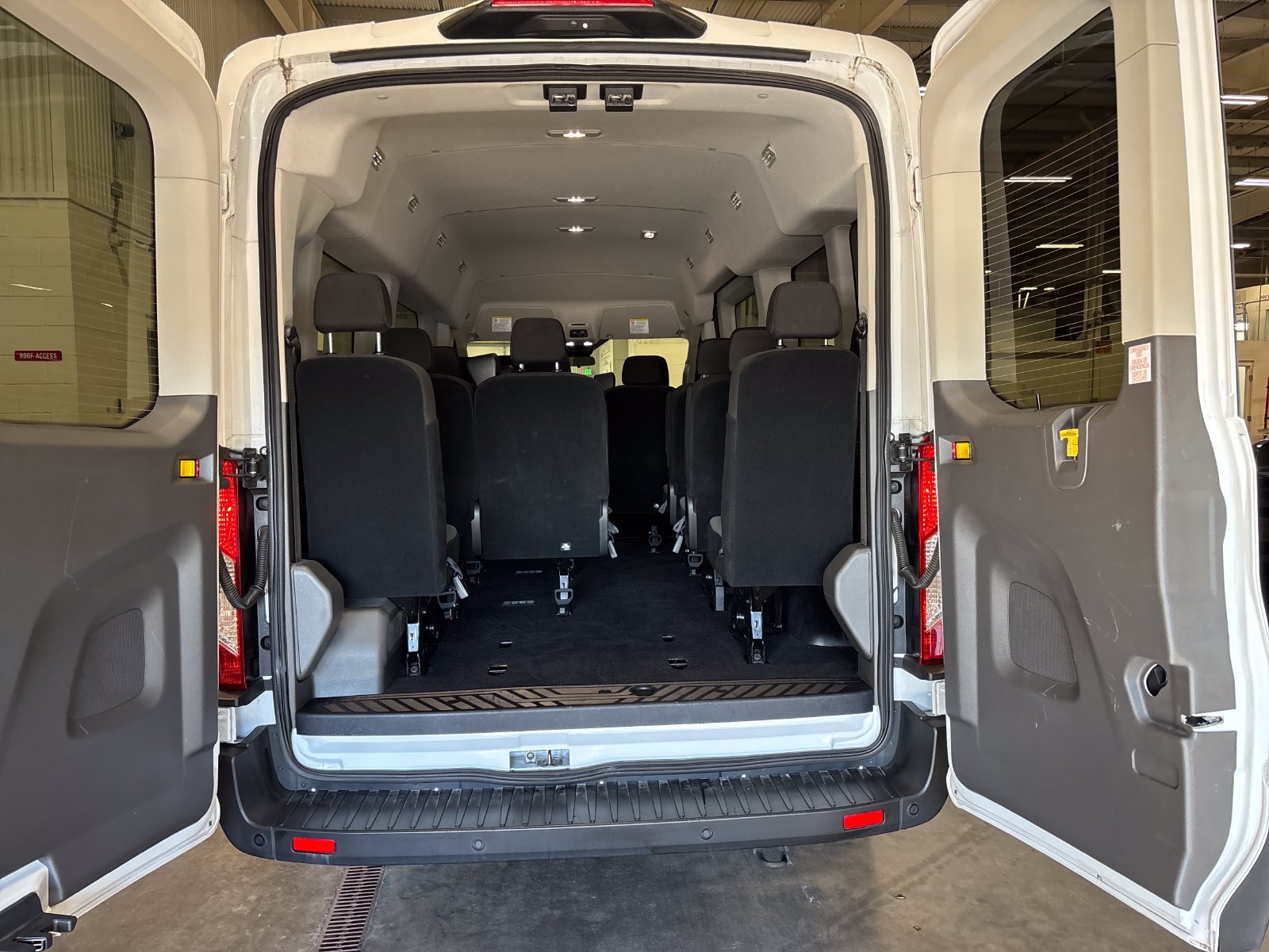 Certified 2024 Ford Transit 350 XLT RWD image 10