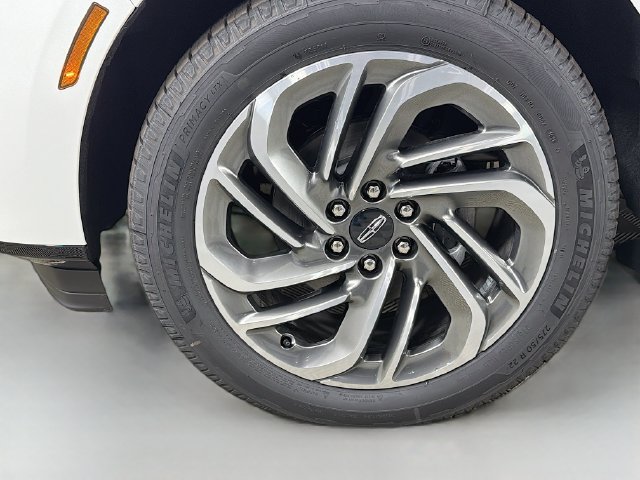 New 2026 Lincoln Navigator Reserve AWD/4WD image 35