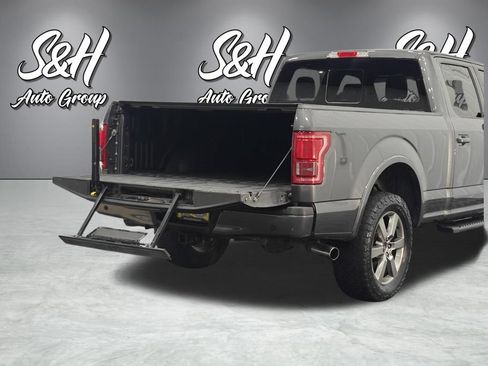 Used 2015 Ford F150 Lariat w/ Equipment Group 502A Luxury AWD/4WD image 34