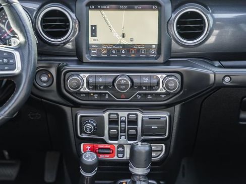 Used 2022 Jeep Wrangler Unlimited Rubicon w/ Trailer Tow Package AWD/4WD image 37