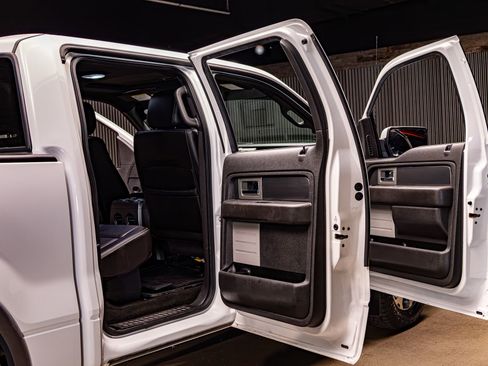 Used 2014 Ford F150 FX4 w/ Equipment Group 402A Luxury image 30