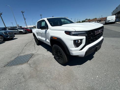 New 2026 GMC Canyon Elevation AWD/4WD image 14