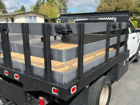 Used 2015 RAM 3500 Tradesman image 34