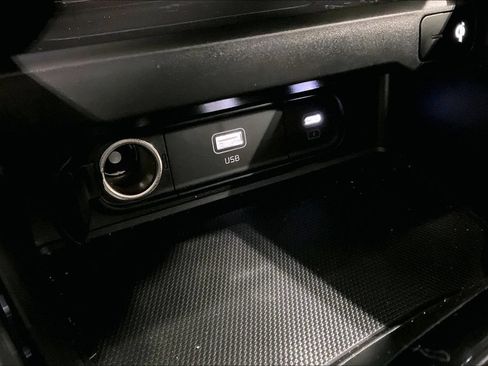 Used 2025 Kia Soul EX FWD image 29
