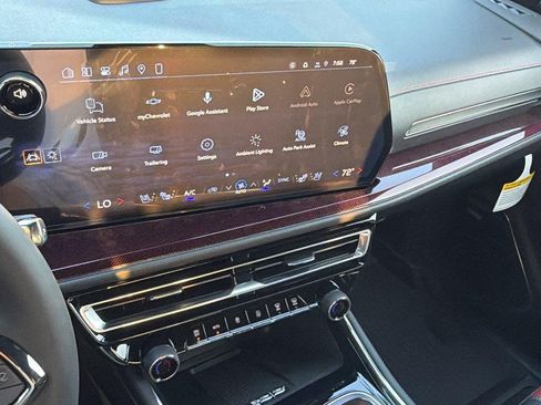 New 2027 Chevrolet Traverse RS w/ LPO, Floor Liner Package FWD image 25