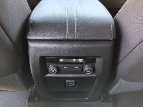 Certified 2023 Chevrolet Traverse LT AWD/4WD image 21