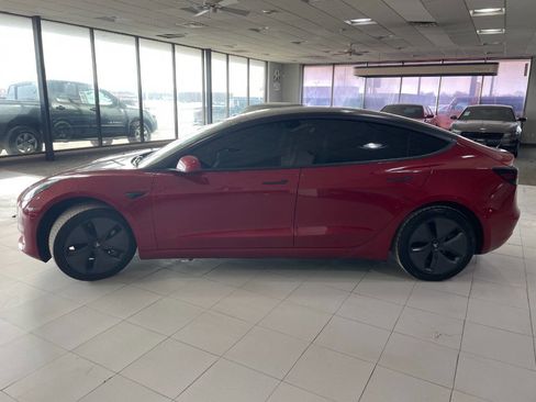 Used 2019 Tesla Model 3 image 4