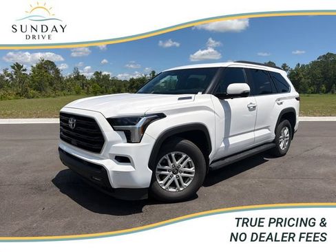 Used 2025 Toyota Sequoia SR5 AWD/4WD image 1