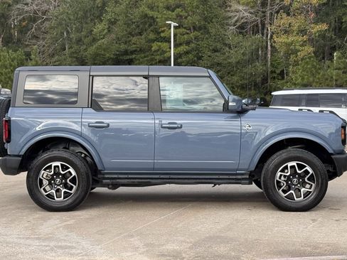 Used 2023 Ford Bronco Outer Banks image 10