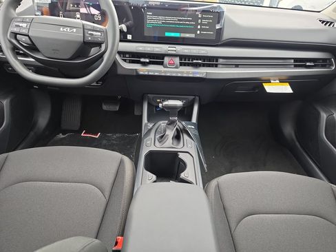 New 2026 Kia K4 FWD image 14