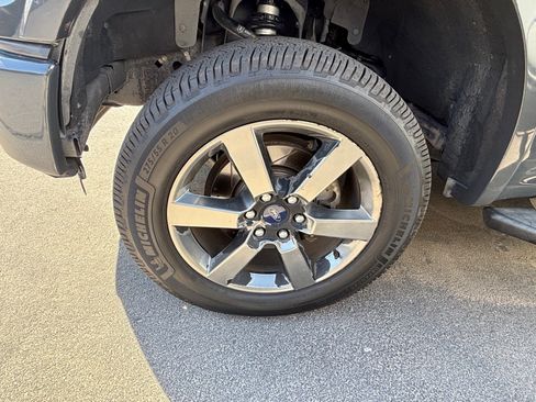 Used 2016 Ford F150 XLT w/ Equipment Group 302A Luxury RWD image 6