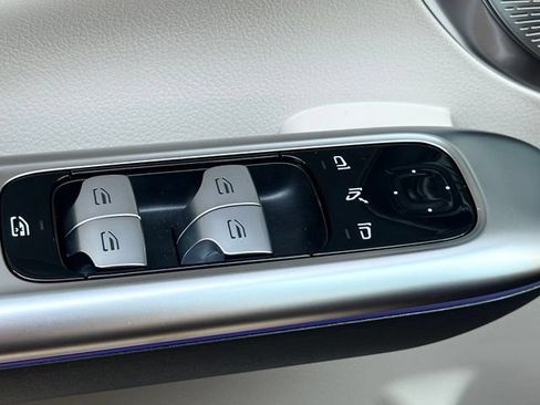 New 2026 Mercedes-Benz C 300 4MATIC Sedan image 36
