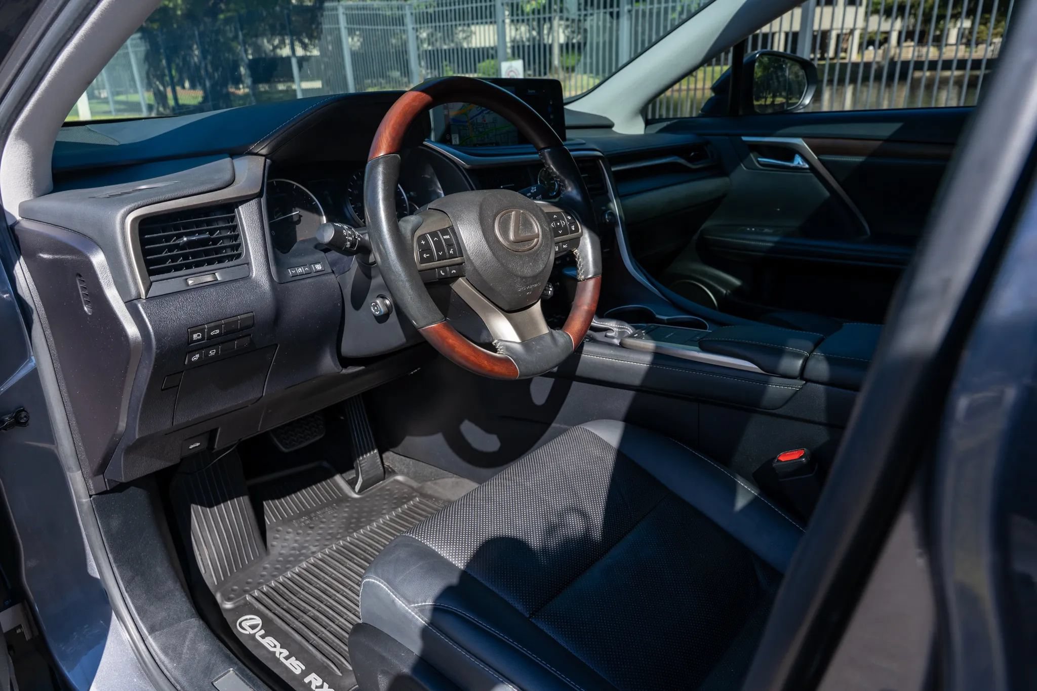 Used 2022 Lexus RX 350 FWD w/ Premium Package image 10