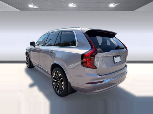 New 2026 Volvo XC90 B6 Plus w/ Protection Package image 3