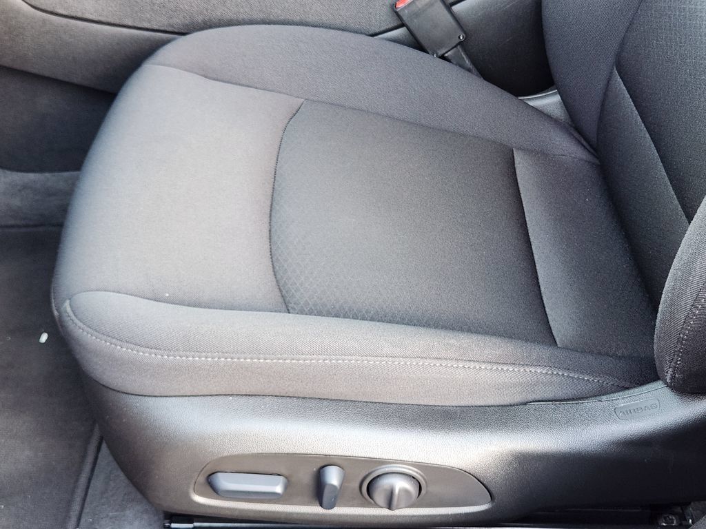 Certified 2024 Chevrolet Malibu LT FWD image 25