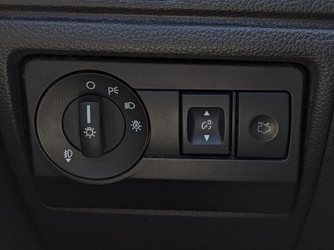 Used 2012 Ford Fusion SE FWD image 23