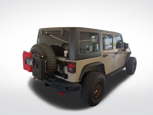 Used 2017 Jeep Wrangler Unlimited Rubicon AWD/4WD image 10