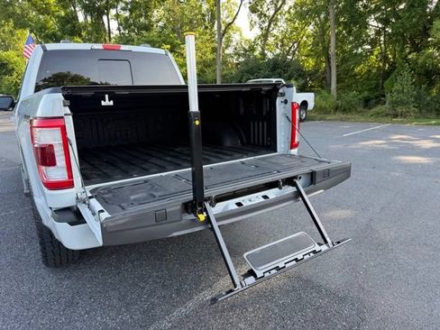 Certified 2023 Ford F150 Lariat AWD/4WD image 25