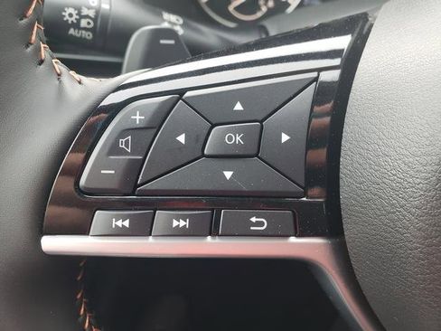 New 2025 Nissan Altima 2.5 SR image 18