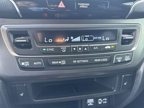 Used 2022 Honda Pilot Sport image 30