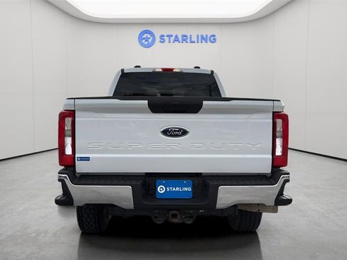 Used 2025 Ford F250 XLT w/ FX4 Off-Road Package image 7