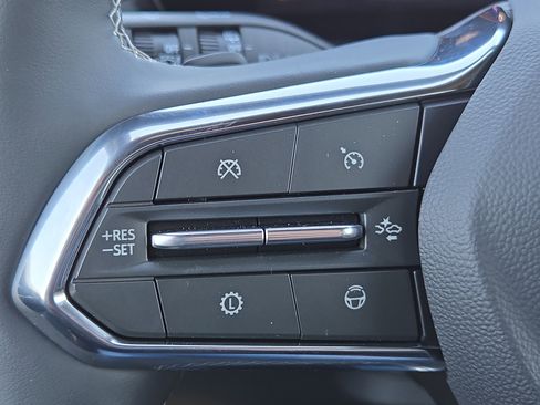 New 2026 Chevrolet Traverse High Country w/ LPO, Floor Liner Package image 23