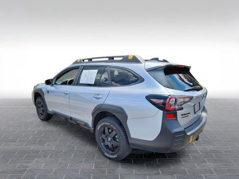 Used 2025 Subaru Outback Wilderness AWD/4WD image 5
