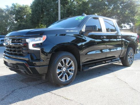 Used 2023 Chevrolet Silverado 1500 RST RWD image 3
