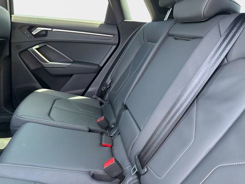 Used 2025 Audi Q3 2.0T Premium image 13