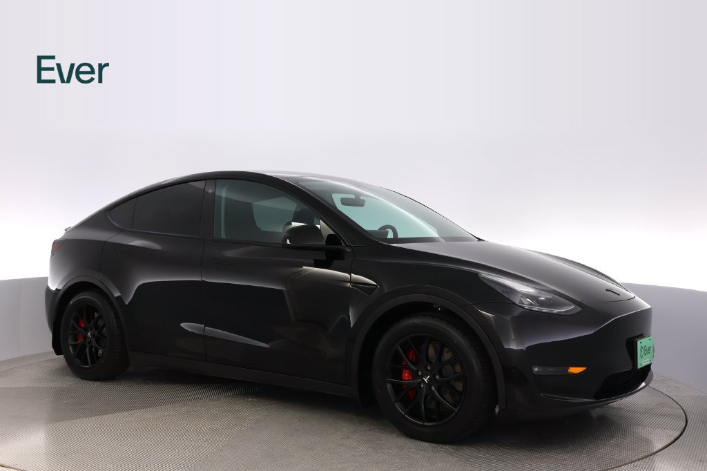 Used 2023 Tesla Model Y Performance AWD/4WD image 14