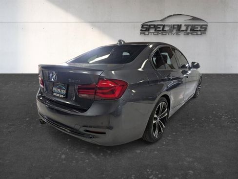 Used 2018 BMW 330i Sedan w/ Convenience Package RWD image 10