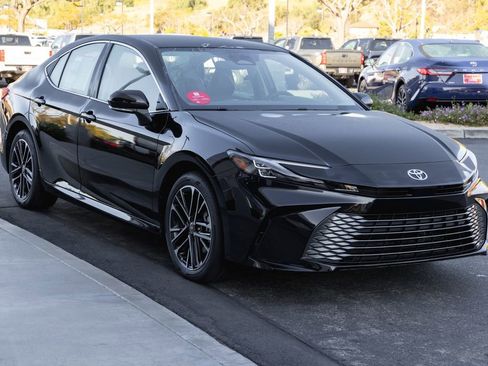 New 2026 Toyota Camry XLE FWD image 3