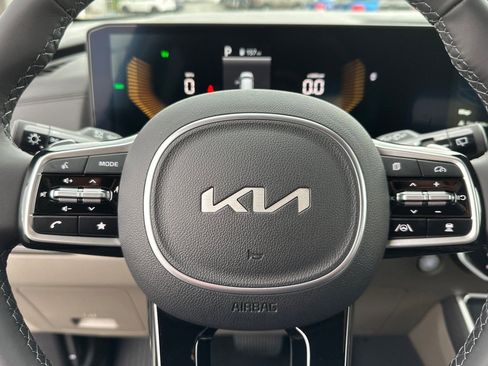 New 2026 Kia Carnival LXS image 25