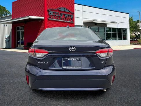 Used 2021 Toyota Corolla LE FWD image 4