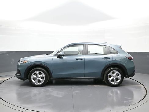 Certified 2023 Honda HR-V LX image 9