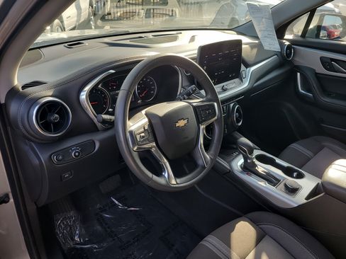 Used 2024 Chevrolet Blazer LT w/ Convenience Package FWD image 19